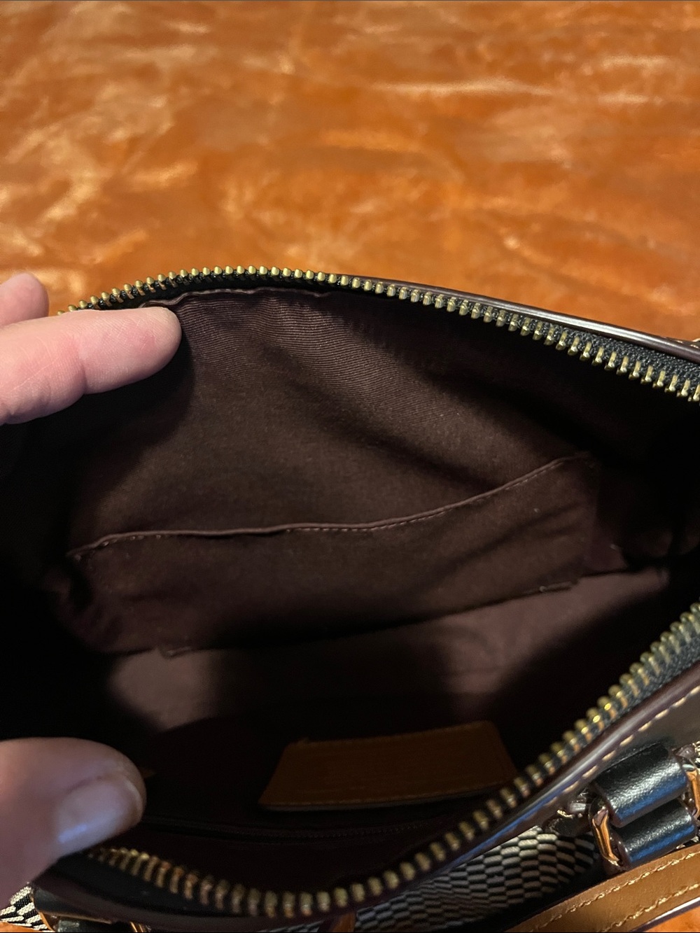 Coach mini bennett satchel with black and tan exploded pattern. - Picture 5 of 6